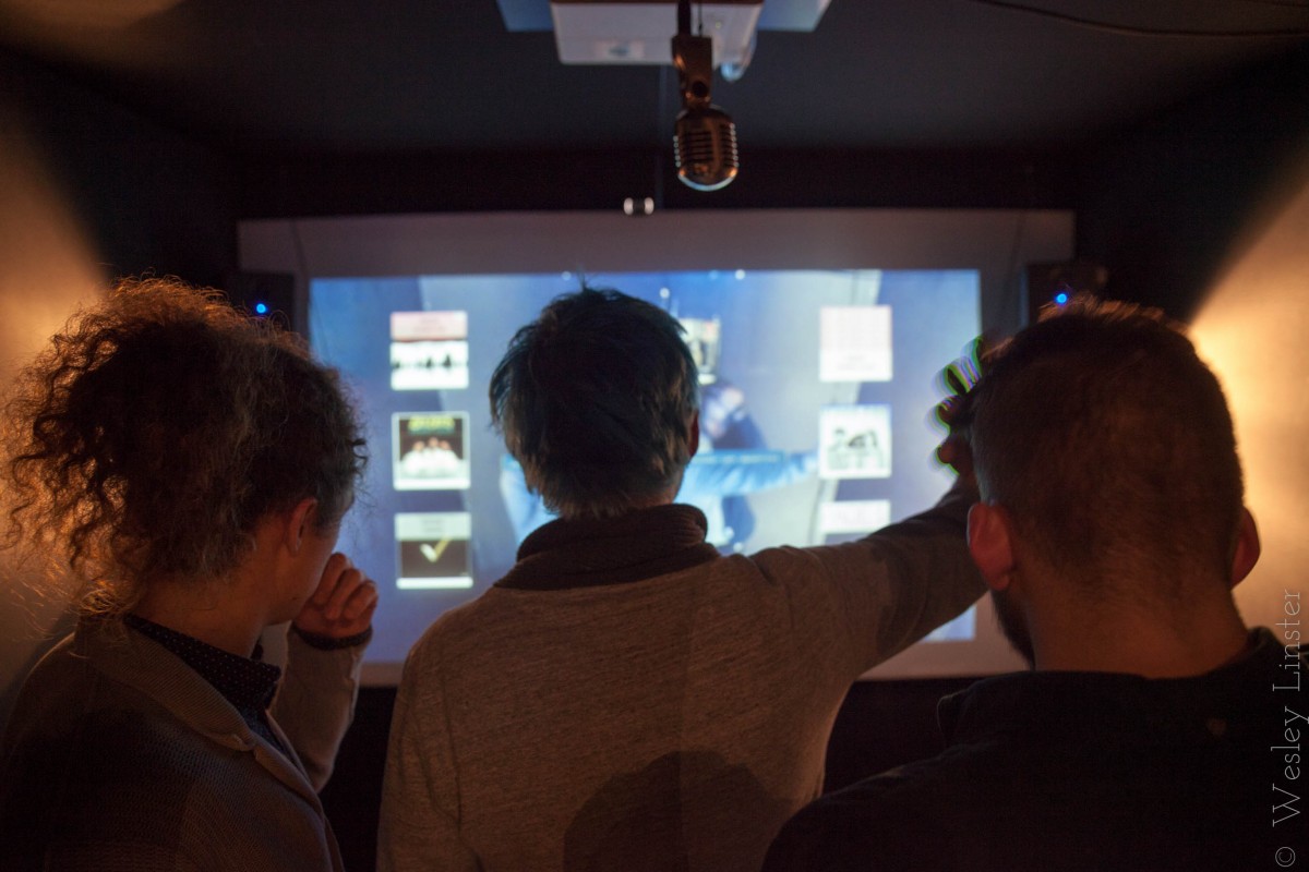 Conception et développement d’un mini studio d’enregistrement multimédia mobile